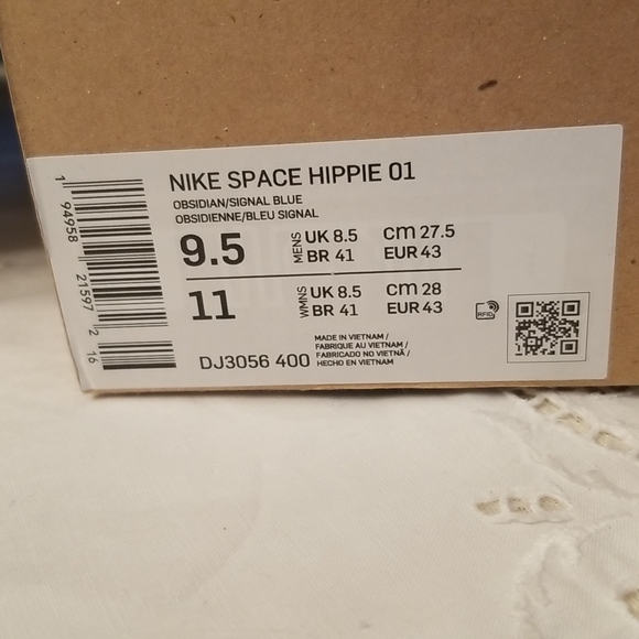 NWT Mens size 9.5 Nike Space Hippie 01 Obsidian sneakers - Picture 2 of 6